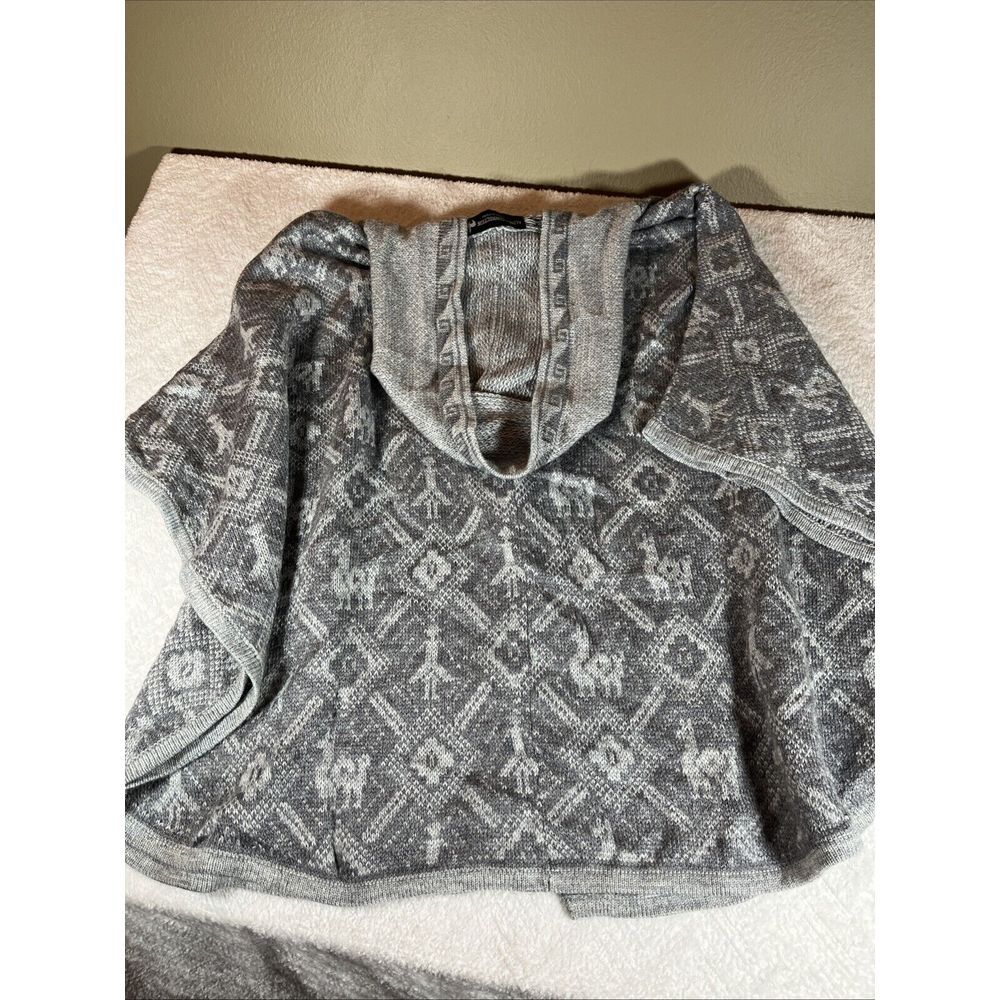 Alpaca Connection Sweater Hooded Cardigan Wooden Toggle Alpaca Wool Blend Poncho - Picture 3 of 11